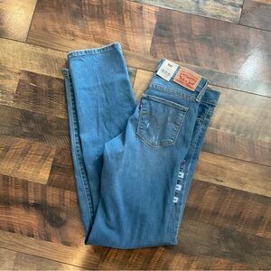 Levi’s 314 Shaping Straight Jeans 25 X 32 NWT